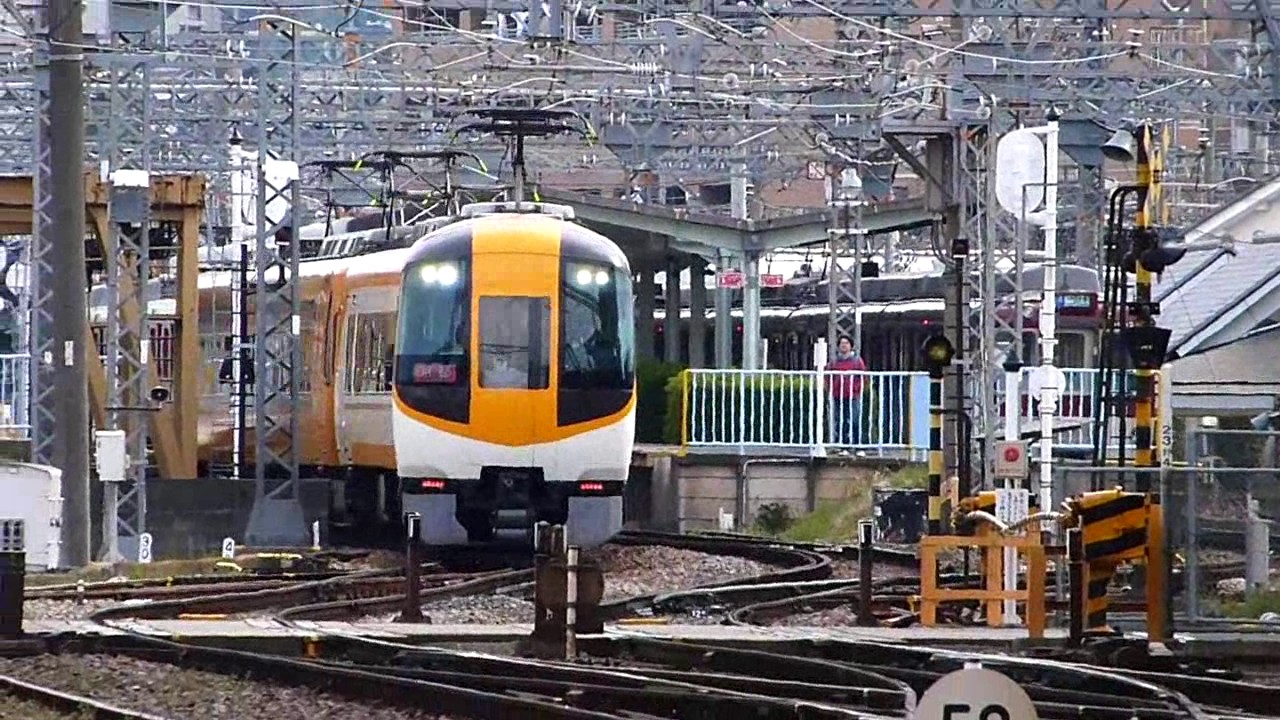 【近鉄特急】 新発車ﾒﾛﾃﾞｨｰ  『水上の音楽   =ｱﾗ・ﾎｰﾝﾊﾟｲﾌﾟ=』