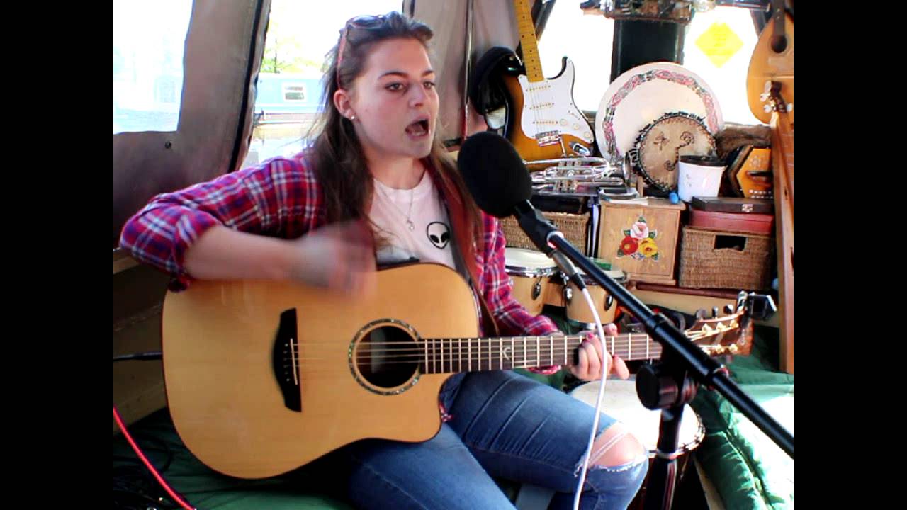 The Narrowboat Sessions 2015 Amelia Caesar Circles Youtube 