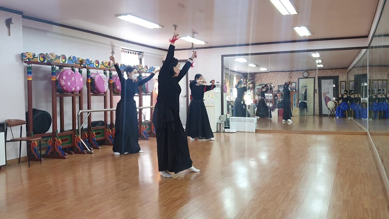 202102/교방검무(정민류교방춤)자진타령 부분동작설명(지도-심규순)