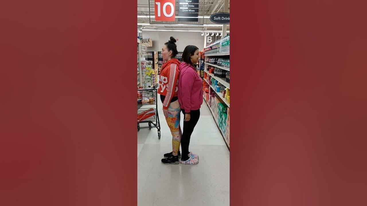 two-tall-girls-compare-height-6-ft-vs-5-10-youtube