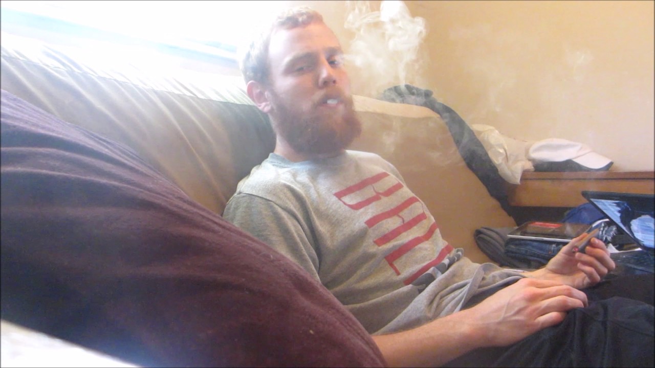 SMOKING A 3 GRAM SWISHER YouTube