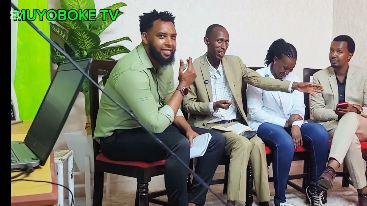 KUKI ABANYAMULENGE BAKUNDA KUROGA UYU MWUKA WOKUROGA UTURUKA HEHE? 