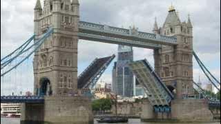 Tower Bridge London Opening and Closing