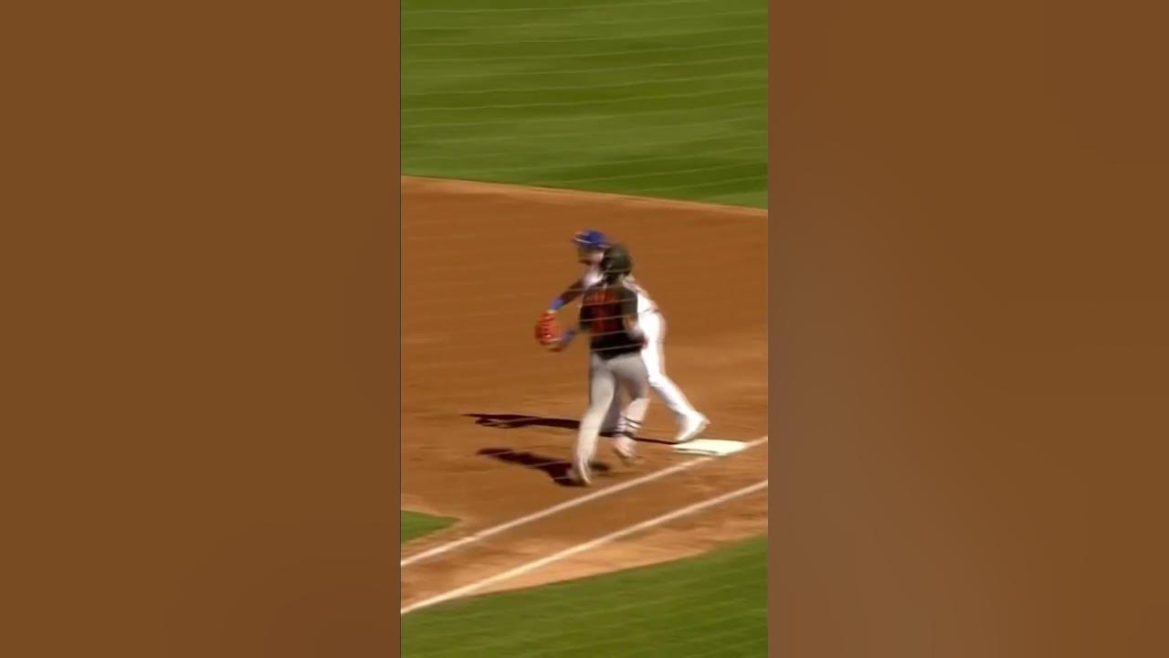 Hoerner, Swanson and Hosmer turn a double play during a Cubs