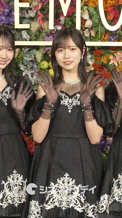 #Hinatazaka46 members Nao Kosaka, Yoko Shogenji and others captivated the audience in their beaut...