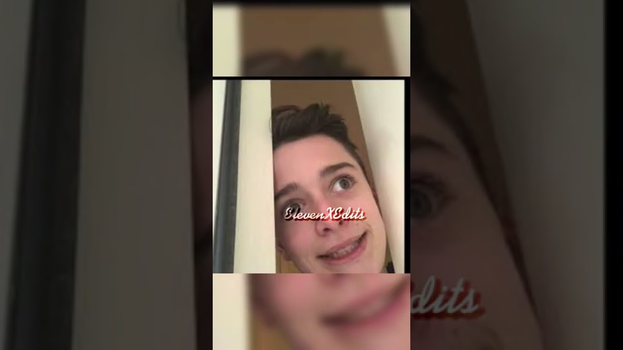 Noah Schnapp’s funny pictures |