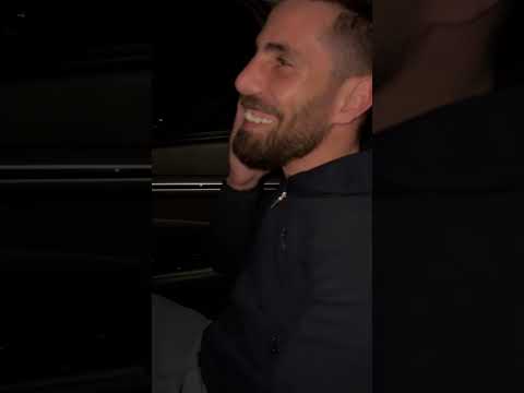 لما الأوبر يكون مشغل أغنيتك و تركب معاه