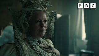 First glimpse of Olivia Colman as Miss Havisham 👀😱 Great Expectations - BBC