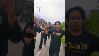 Giat Train Lari Dan Latihan Bersama Pencak Silat PSHW TM Ranting Wonoasri Madiun Indonesia #shorts