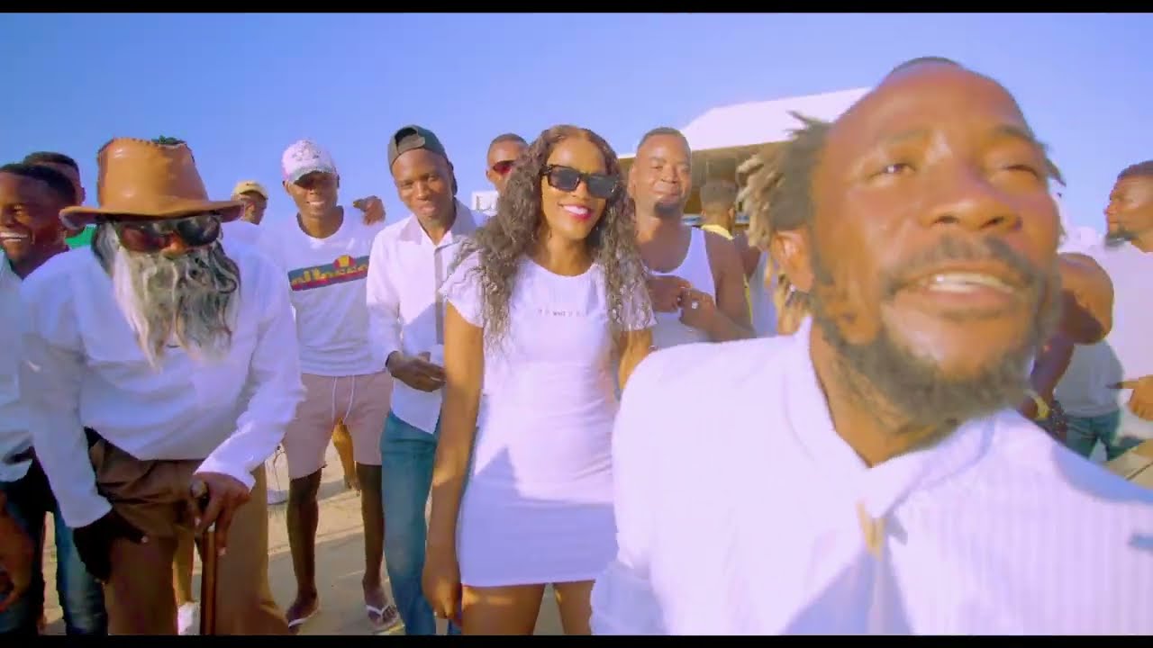 KUKU NKANDANGA ft MBUKU || OMUYENDA (OFFICIAL VIDEO)