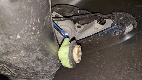 Corvette turn signal bulb replace by froggy