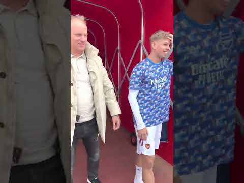 When Emile Smith Rowe met Dennis Bergkamp ❤️ #Shorts