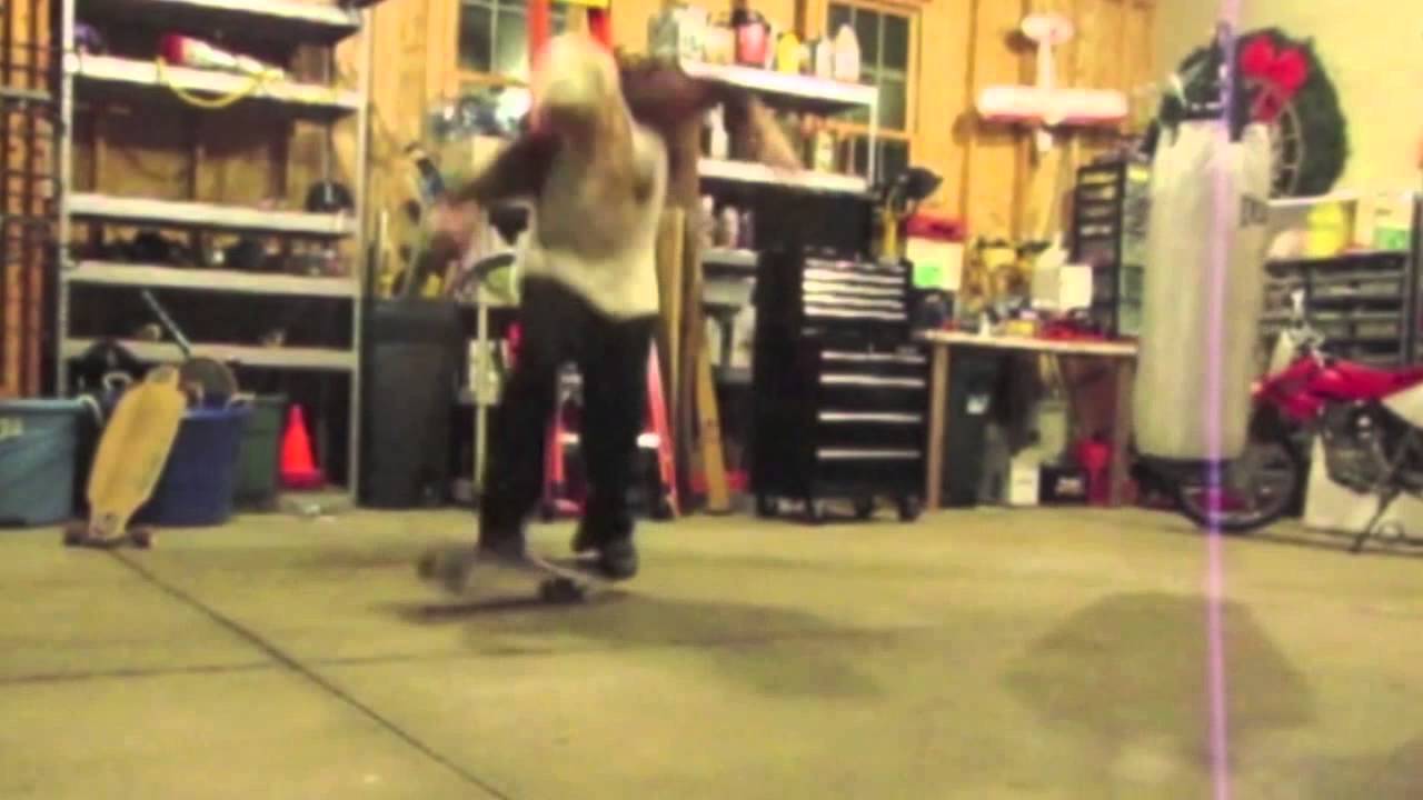 please cartoon VARIAL FLIP SKATE SUPPORT