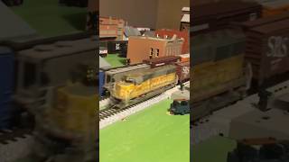 Runs good now! #modelrailway #modeltrains #nscale #unionpacific #starterset