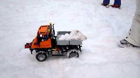 LEGO 8110 Unimog U400( full motorized ) -12