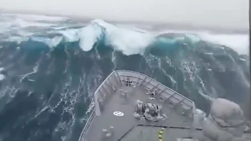 Wie heißt ein Sturm auf dem Meer?