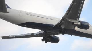 Delta Airlines Boeing 767-300ER [N1608] Landing At LAX