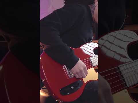 Eastwood Hooky Bass