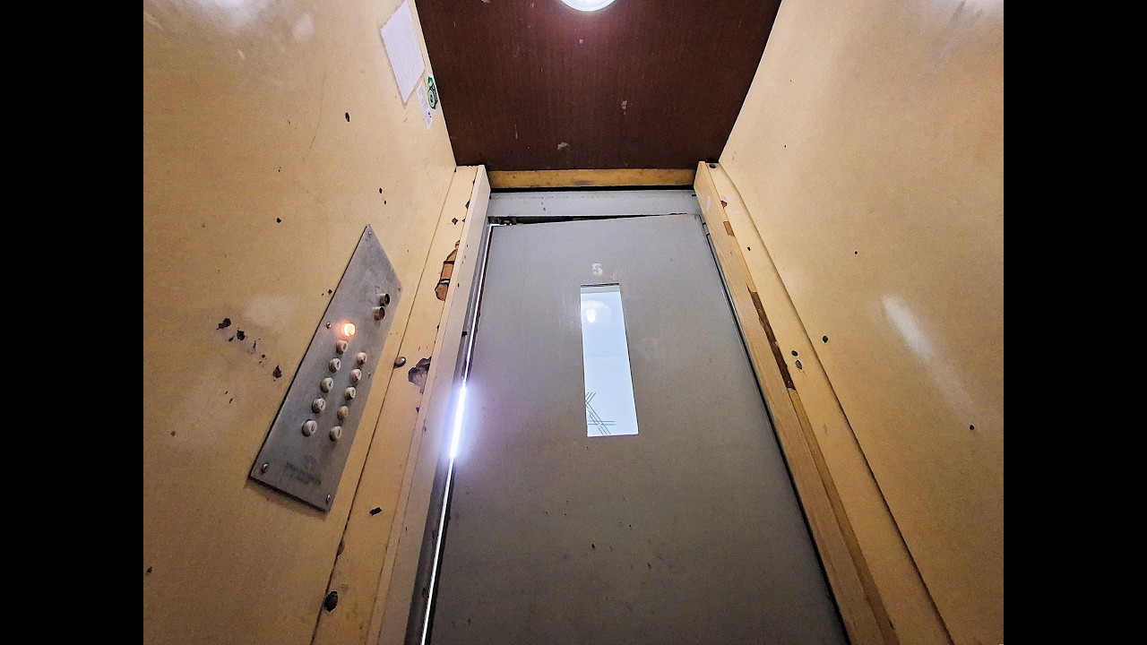 ZREMB oryginalny - Bielsko Biała, Matusiaka 7 (os. Karpackie)