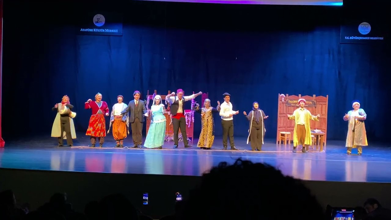 Небольшой турецкий спектакль в честь Рамазана и 8 Марта