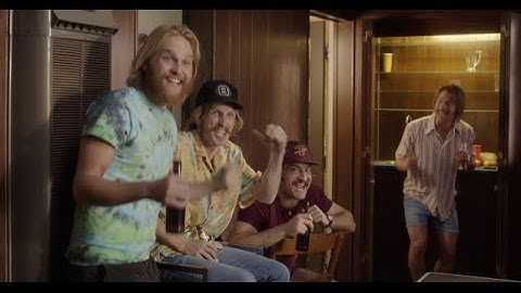 R・リンクレイター監督作／映画『エブリバディ・ウォンツ・サム!! 世界はボクらの手の中に』予告編