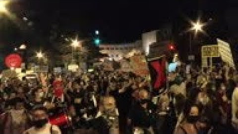 Jerusalem protesters call for Netanyahu to resign