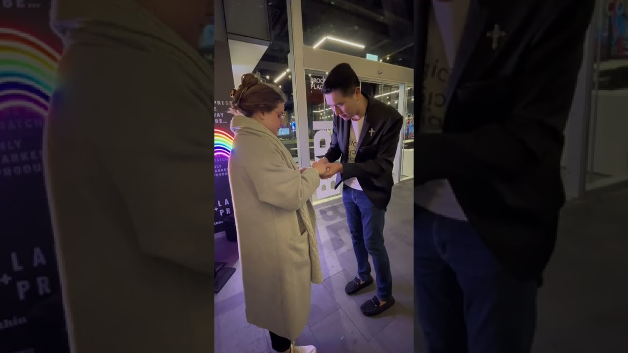 Perth Magician Toby Z. - the Sticker