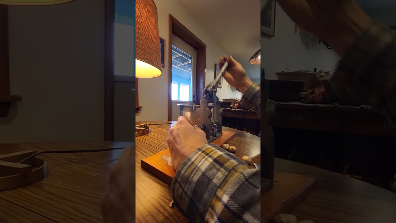 Hickory Variety Sample Cracking and Notes