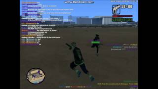 A player abusing satchel bug to throw it on himself for high damage