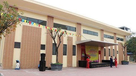 Gắn biển Công trình Nhà học 3 tầng và Nhà rèn luyện thể chất, Trường THCS Trần Quốc Toản