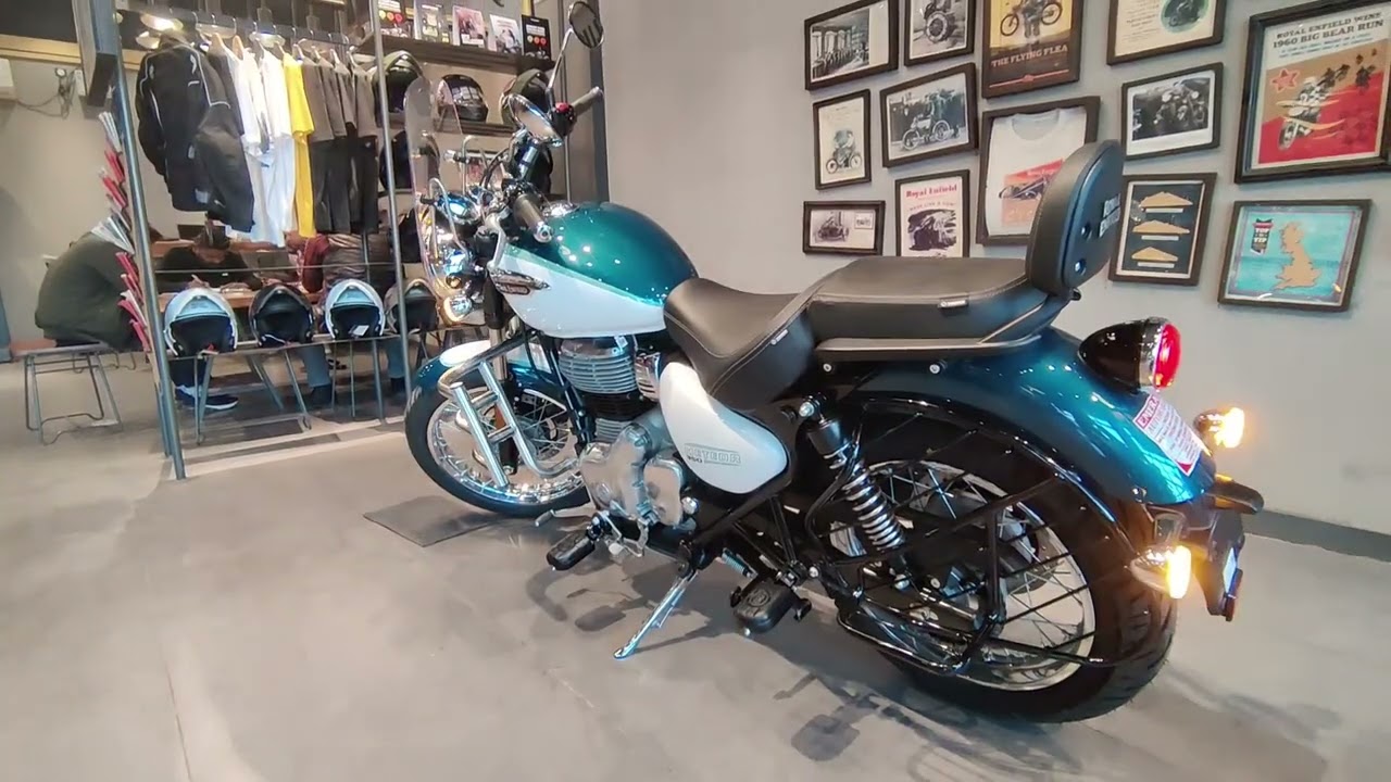 Royal Enfield Meteor Retro Aurora Green 350 @Satya_9720