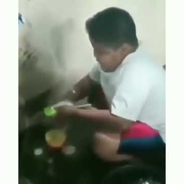 Video lucu Bocah nyanyi Banyu langit versi Mantan