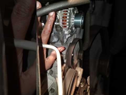 2006 Chrysler 300 alternator replacement