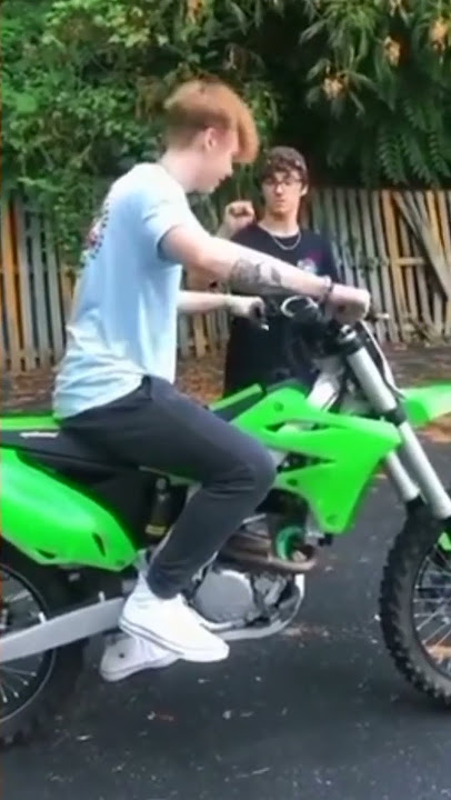 video lucu ketika belajar naik motor#shorts