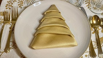 Napkin Fold - Christmas Tree