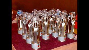 Kỷ Niệm Chương Cao Cấp Gỗ Đồng Pha Lê Thuỷ Tinh HCM