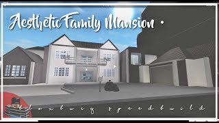 Roblox Bloxburg Aesthetic Family Mansion Youtube - roblox bloxburg aesthetic family mansion