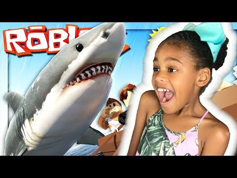 Live Let S Play Roblox Shark Bite Naiahgames Youtube - youtube sis vs bro roblox shark bite