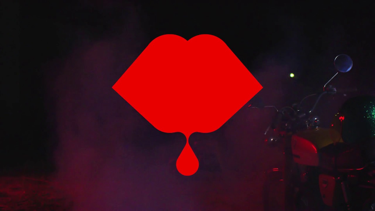 Hey Bésala. - I.K.K.I. (o el inesperado regreso desde las cenizas)