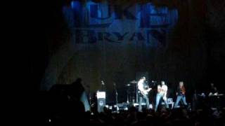 All My Friends Say/Enter Sandman: Luke Bryan at Gwinnett Arena; April 10, 2009