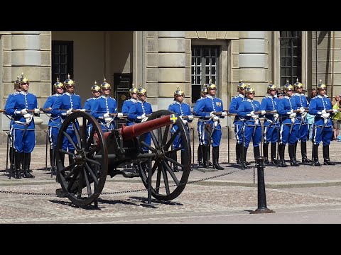 Video: Wachablösung in Stockholm, Schweden