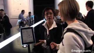 The Telegraph at CES2010: Plastic Logic Que