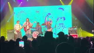 The LInda LIndas - Growing Up - live at Coachella 2023 W1