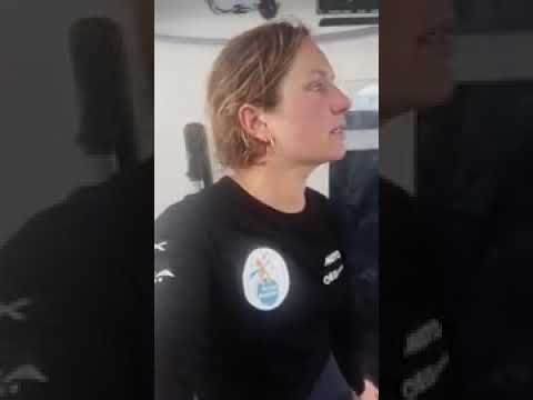 ⁣Changement complet de tenue pour Élodie Bonafous
