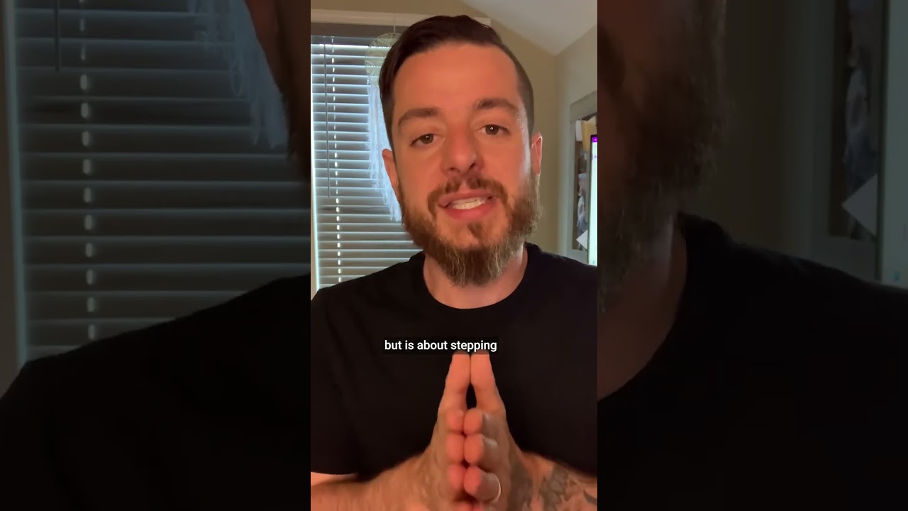 В чем разница между человеком, который медленно работает над чем-то, и человеком, который не стре...