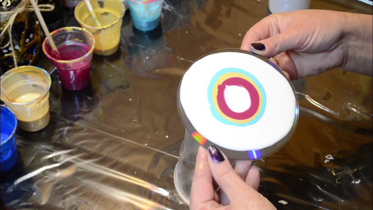 Как сделать акриловую. Как сделать акриловую. Как сделать краску из муки белую краску. Объемные краски для детей. Жидкие краски для рисования для детей.