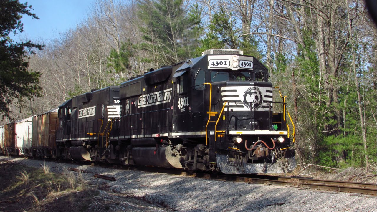 Lake State Railway Train 326S with LSRC 4301 and LSRC 301 pulling past ...