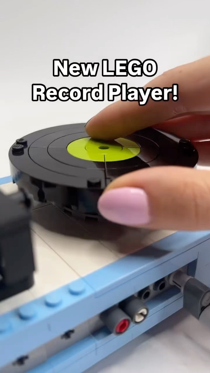 The new LEGO Record Player with Flowers 🎚️🌸🌼🌷 #newlego