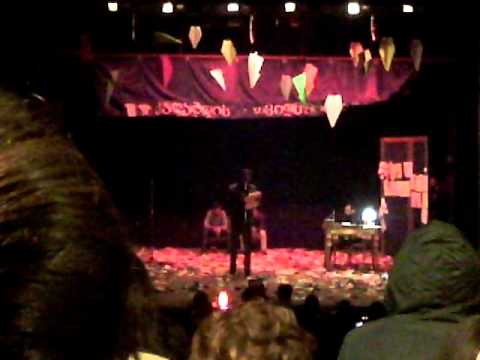 თორრნიკე ნაროზაული - ,,ქაღალდის თვითმფრინავები\" .. 6 დეკემბერი