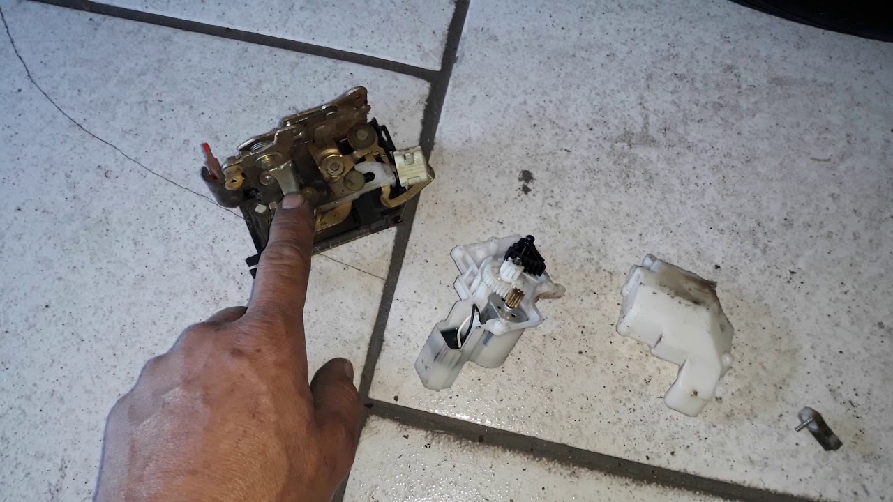 EcoSport  com problema na trava elétrica